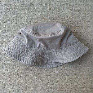 Newhattan tan bucket hat